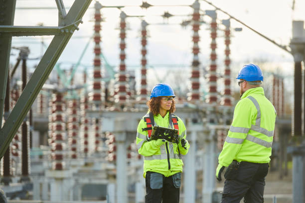 Best Electrical Contractors for Businesses  in Dundee, MI